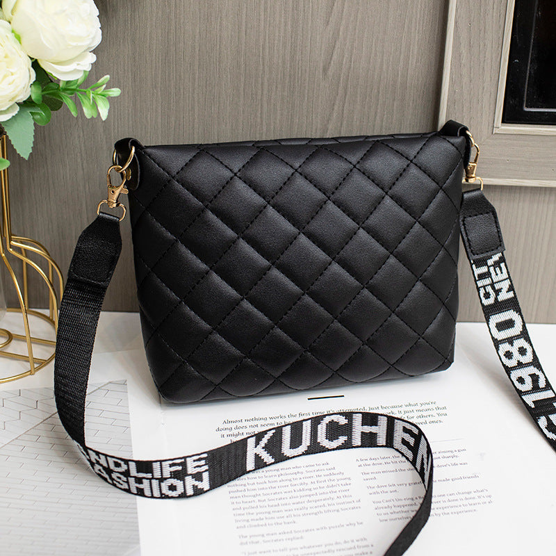 Quilted Chain Crossbody Bag – Chic PU Leather Bucket Purse for Women